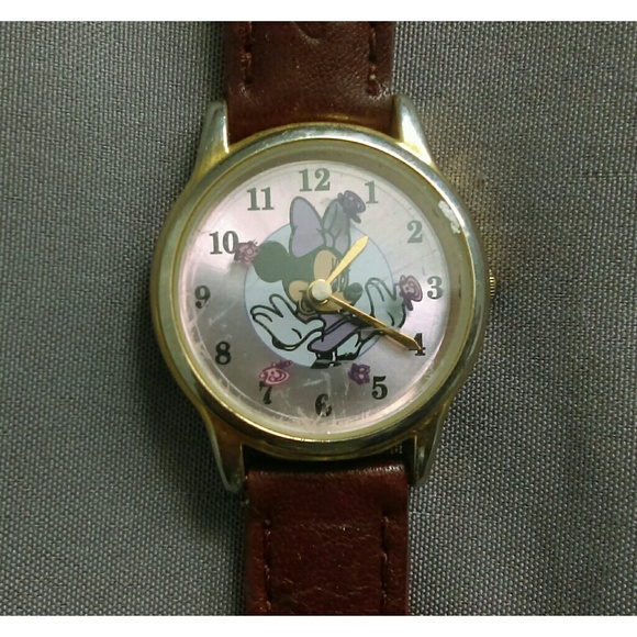 Minnie Mouse Wrist Watch - Picture 1 of 3
